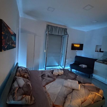 Bro And Sis House Apartment Napoli Exterior foto