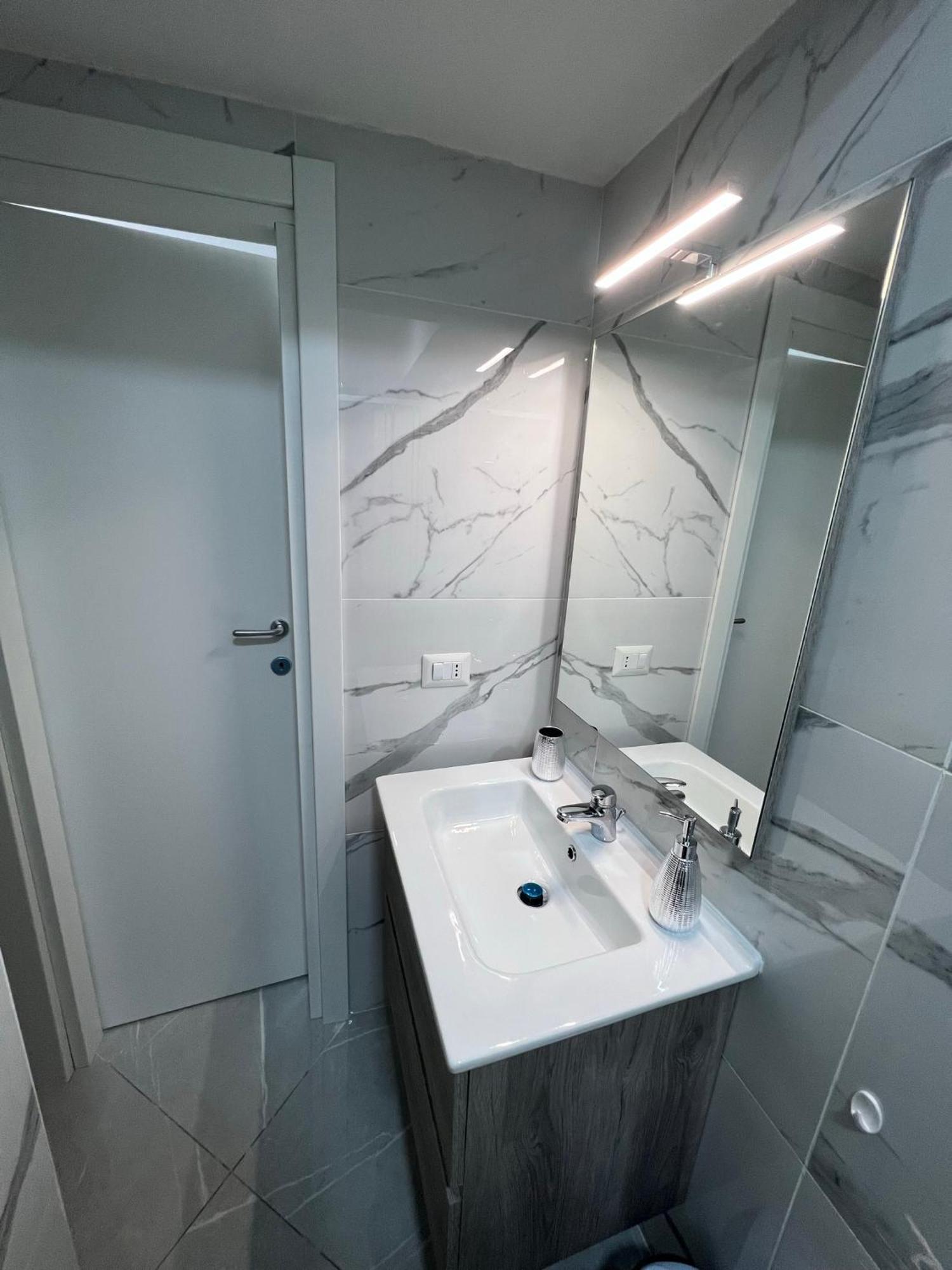 Bro And Sis House Apartment Napoli Exterior foto