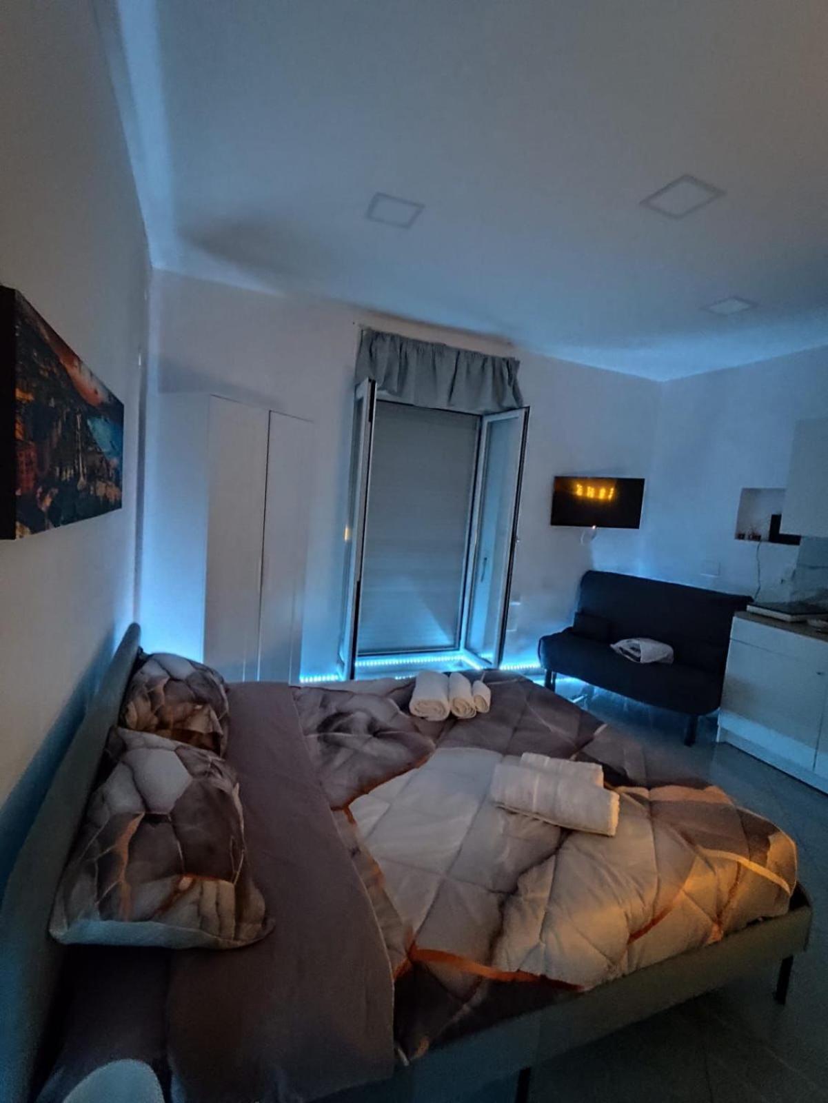 Bro And Sis House Apartment Napoli Exterior foto